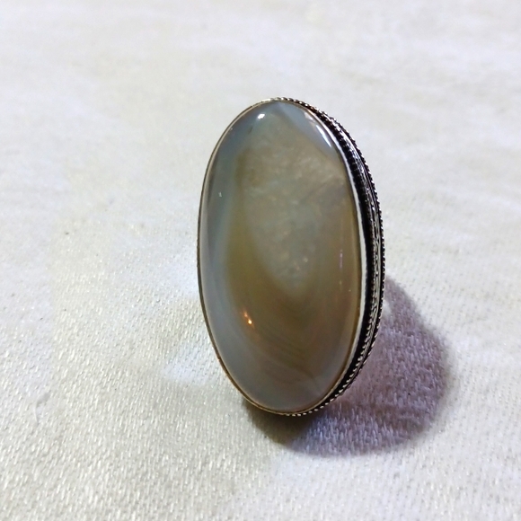 Lace agate ring, size 8, vintage, antique, ring, lace, agate, cocktail ring, tan - Picture 3 of 6